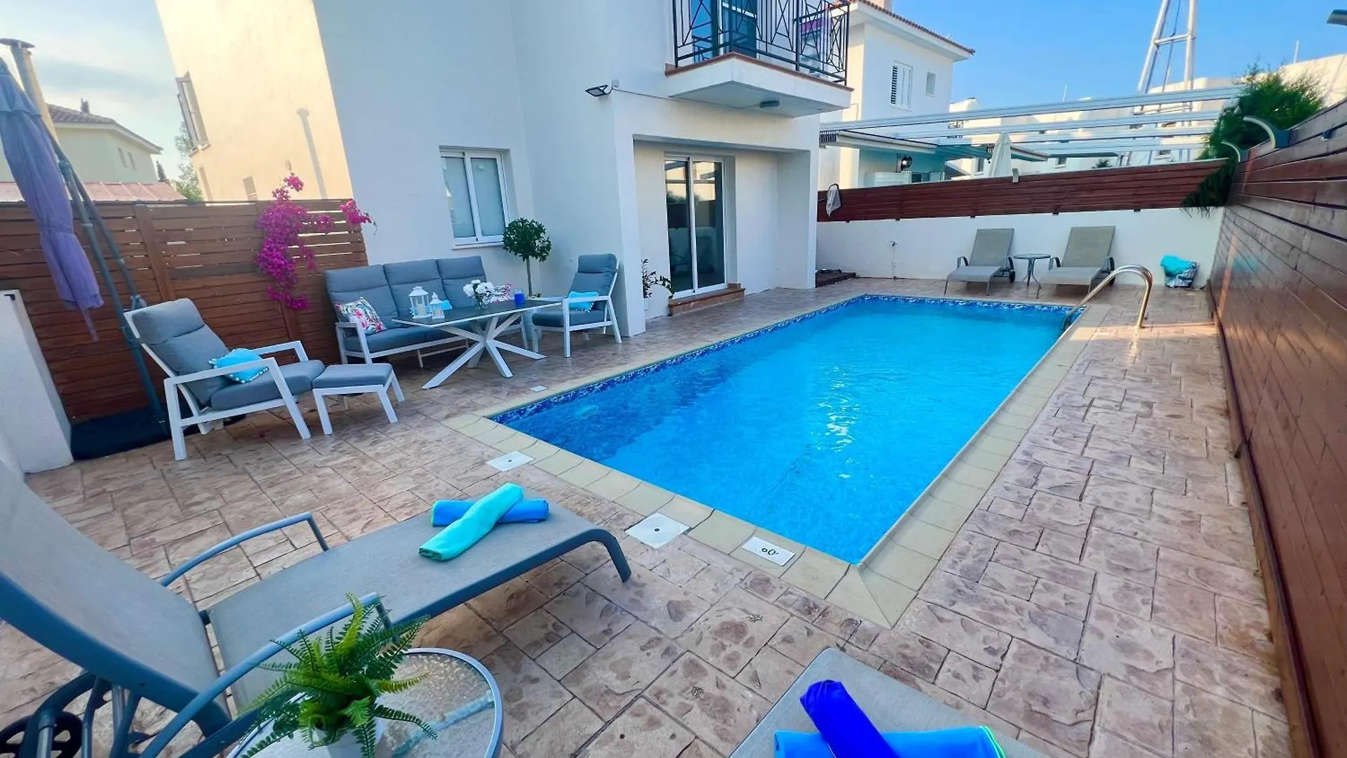 Villa Azul location